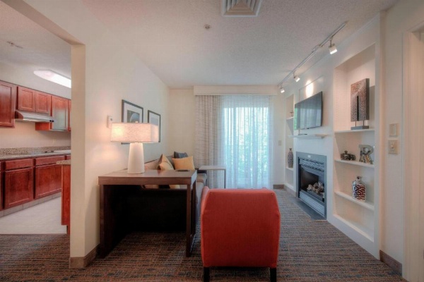 Residence Inn by Marriott Raleigh Crabtree Valley image 18