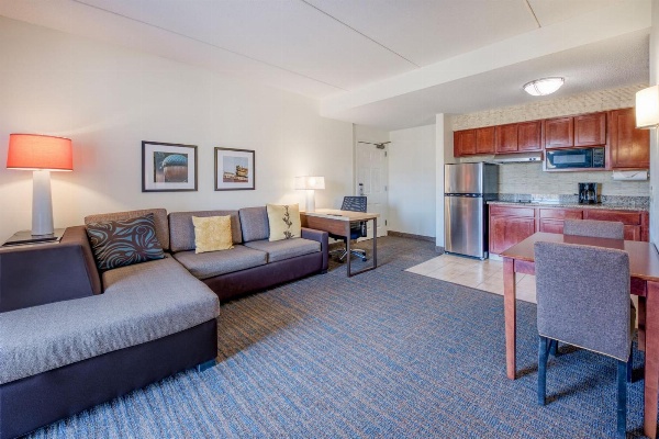 Residence Inn by Marriott Raleigh Crabtree Valley image 3