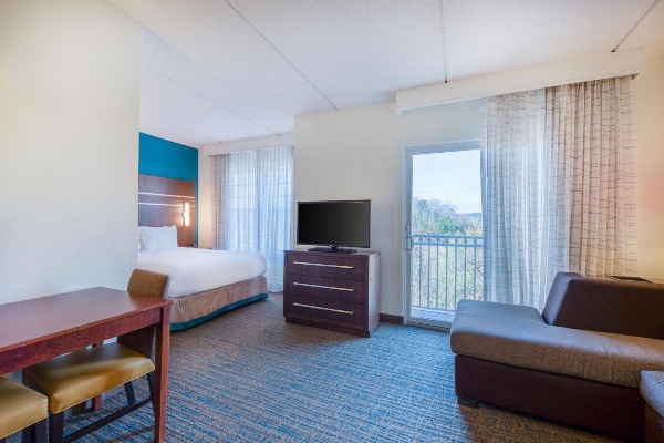 Residence Inn by Marriott Raleigh Crabtree Valley image 4