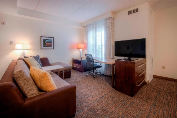 Residence Inn by Marriott Raleigh Crabtree Valley image 6