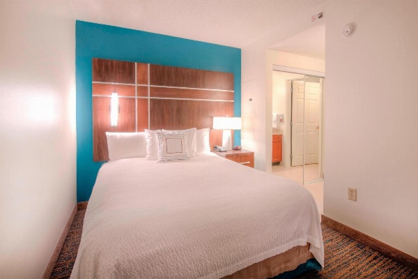 Residence Inn by Marriott Raleigh Crabtree Valley image 7